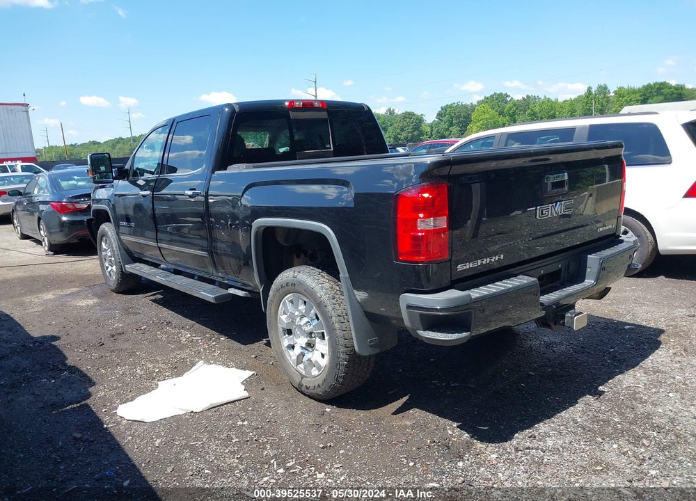 2015 GMC SIERRA 2500HD DENALI VIN: 1GT120EG5FF575298