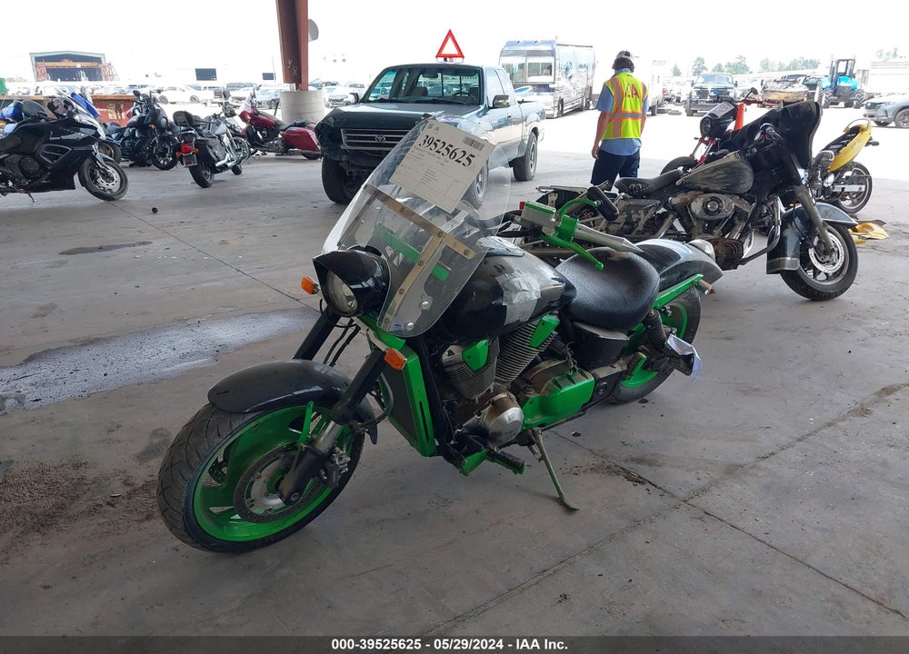2002 HONDA VTX1800 C VIN: 1HFSC460X2A006714