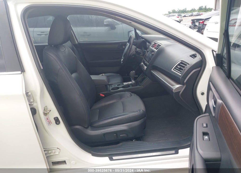 2017 SUBARU LEGACY 2.5I LIMITED VIN: 4S3BNAN69H3052718
