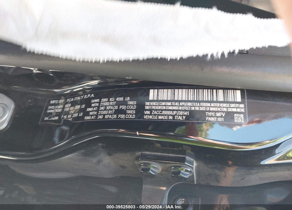 2018 JEEP RENEGADE LATITUDE 4X4 VIN: ZACCJBBB8JPJ38141