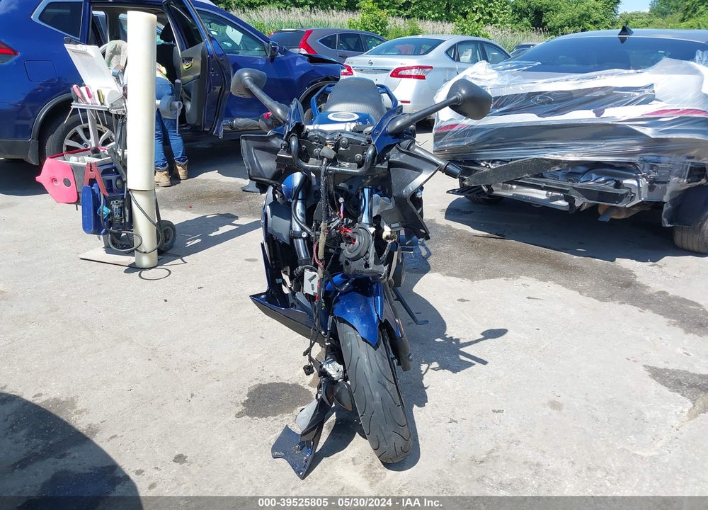 2009 YAMAHA FZ6 SHG VIN: JYARJ13E49A006288