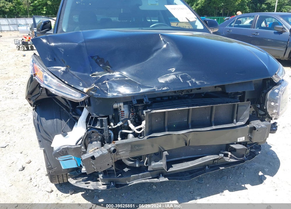 2022 HYUNDAI VENUE SEL VIN: KMHRC8A31NU199898