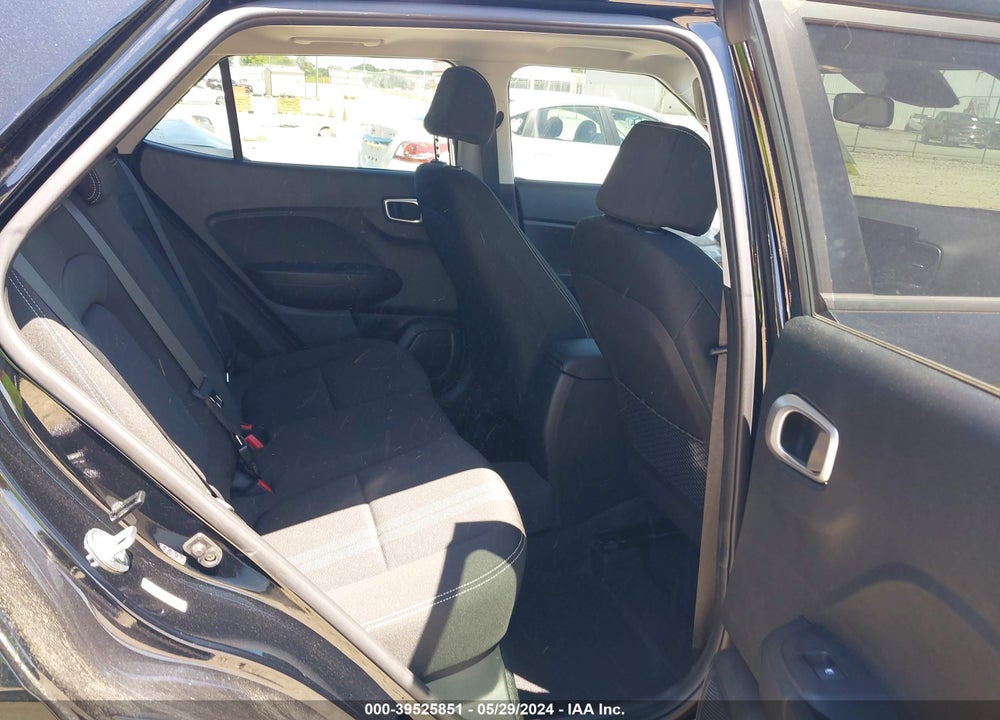 2022 HYUNDAI VENUE SEL VIN: KMHRC8A31NU199898