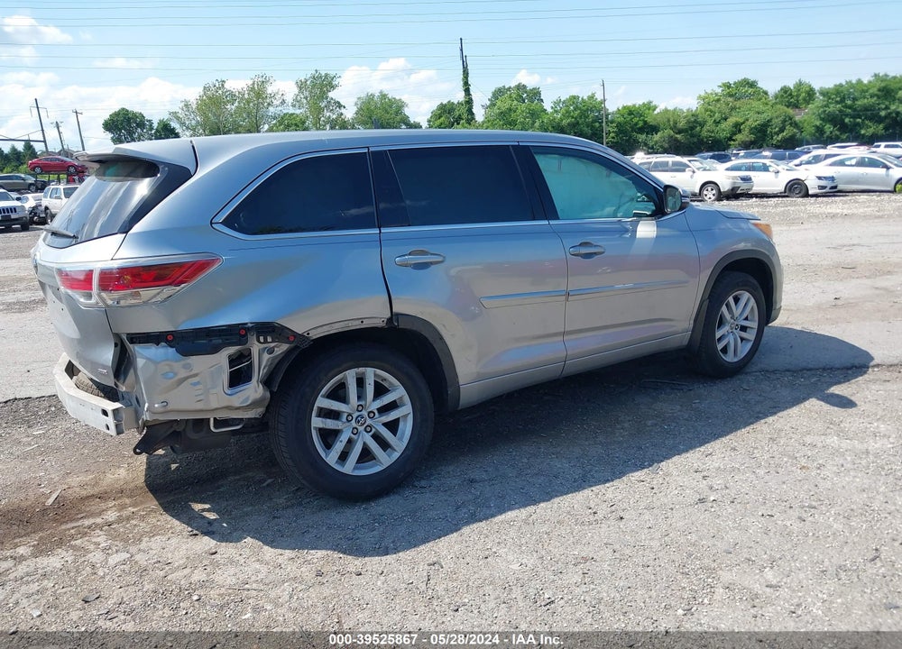 2016 TOYOTA HIGHLANDER LE V6 VIN: 5TDBKRFH9GS271196