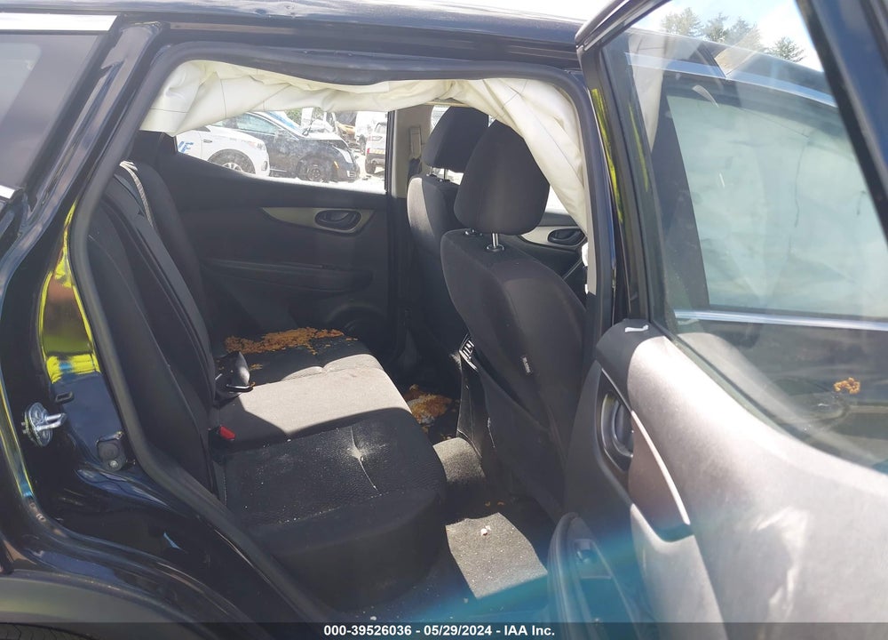 2017 NISSAN ROGUE SPORT S VIN: JN1BJ1CP3HW028598