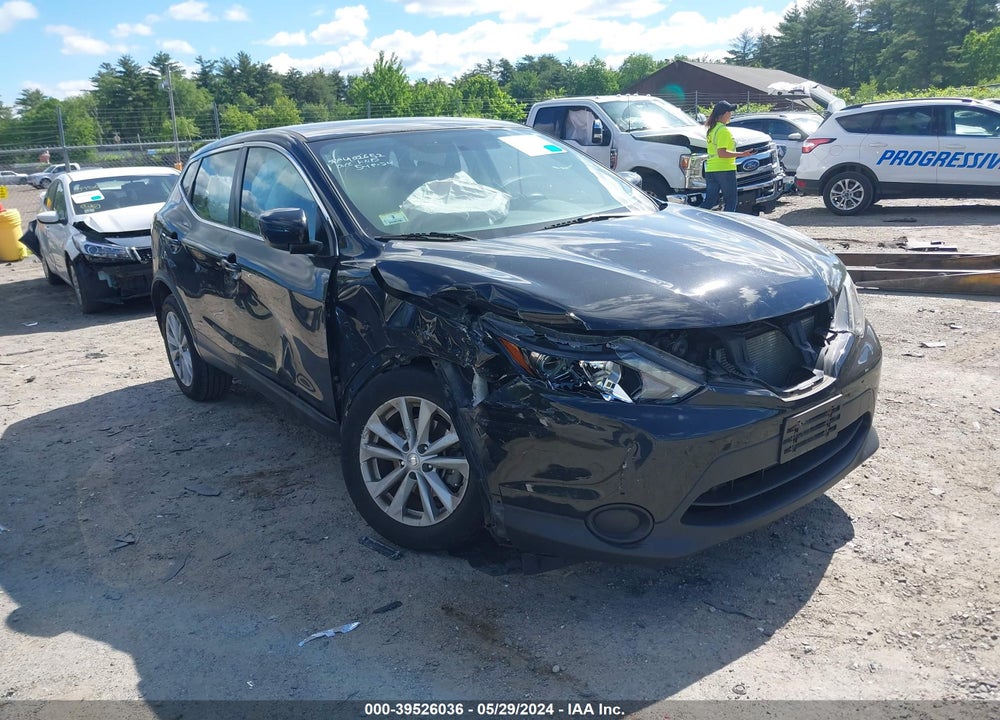 2017 NISSAN ROGUE SPORT S VIN: JN1BJ1CP3HW028598