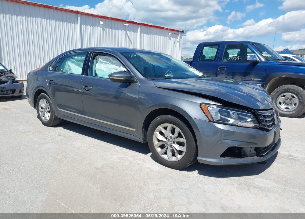 2017 VOLKSWAGEN PASSAT 1.8T S VIN: 1VWAT7A30HC058484