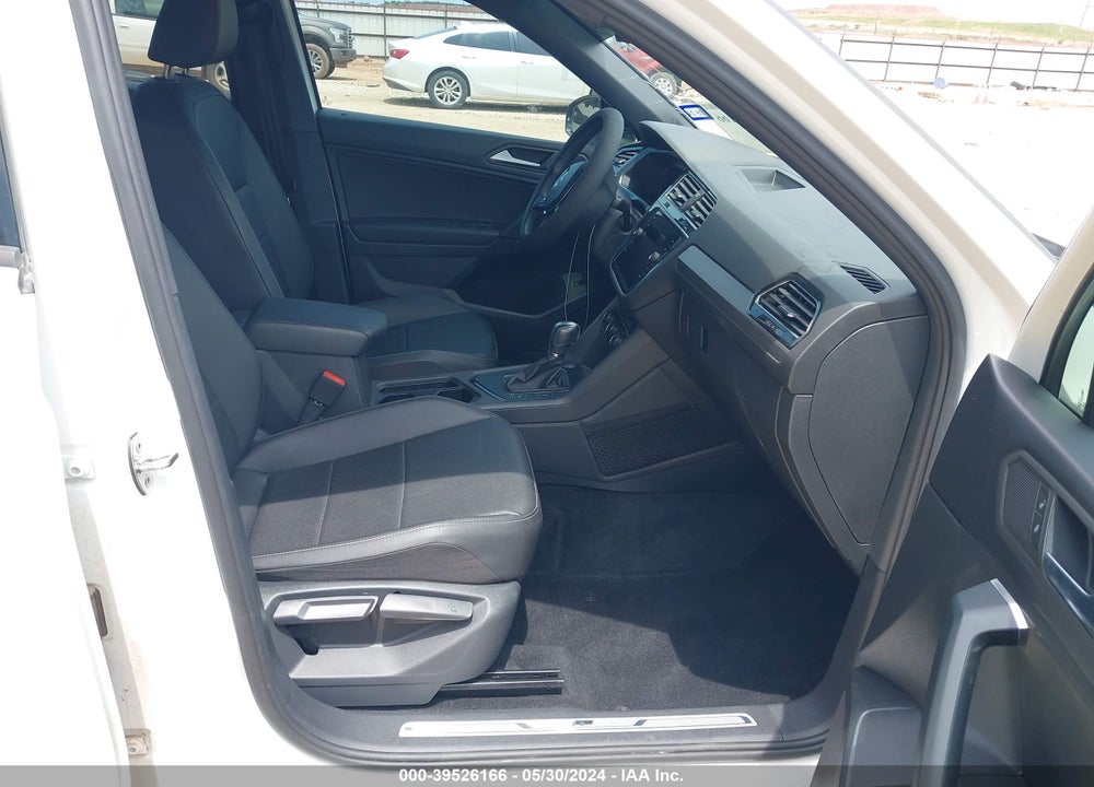 2019 VOLKSWAGEN TIGUAN 2.0T SE/2.0T SEL/2.0T SEL R-LINE/2.0T SEL R-LINE BLACK VIN: 3VV3B7AX4KM115567