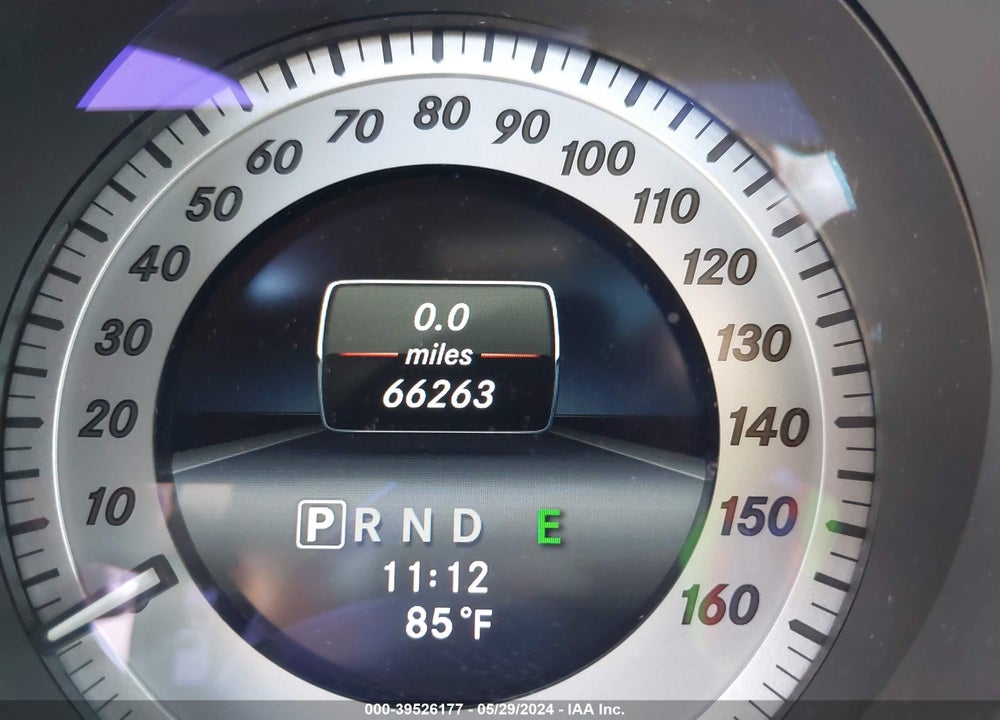 2015 MERCEDES-BENZ C 350 SPORT VIN: WDDGJ5HB5FG437089