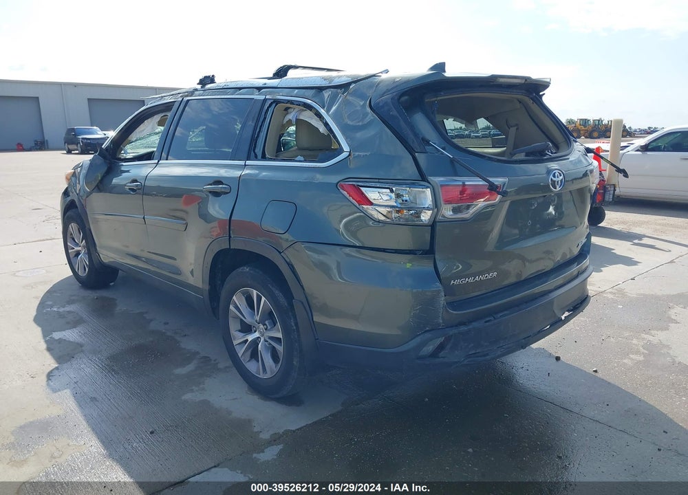 2015 TOYOTA HIGHLANDER XLE V6 VIN: 5TDJKRFH9FS093882
