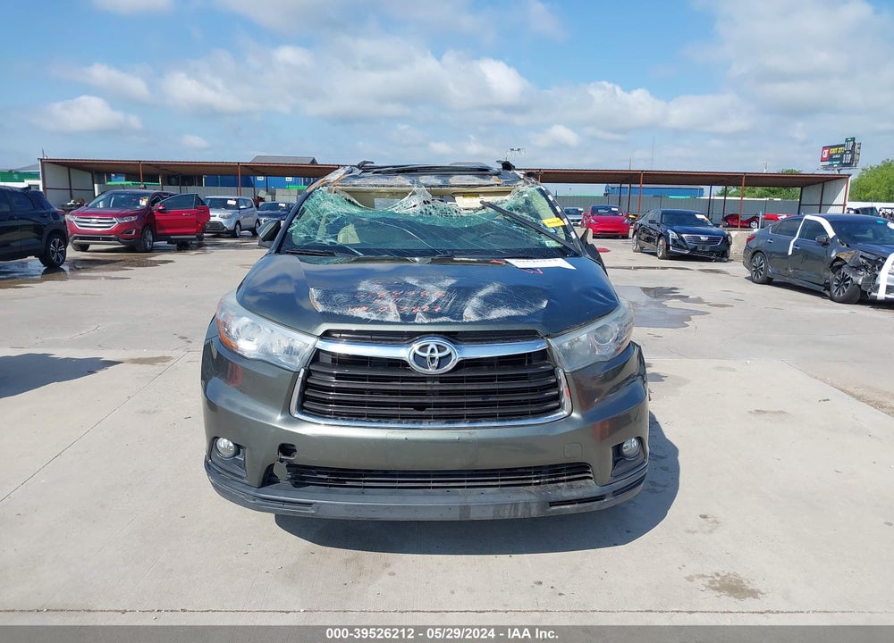2015 TOYOTA HIGHLANDER XLE V6 VIN: 5TDJKRFH9FS093882