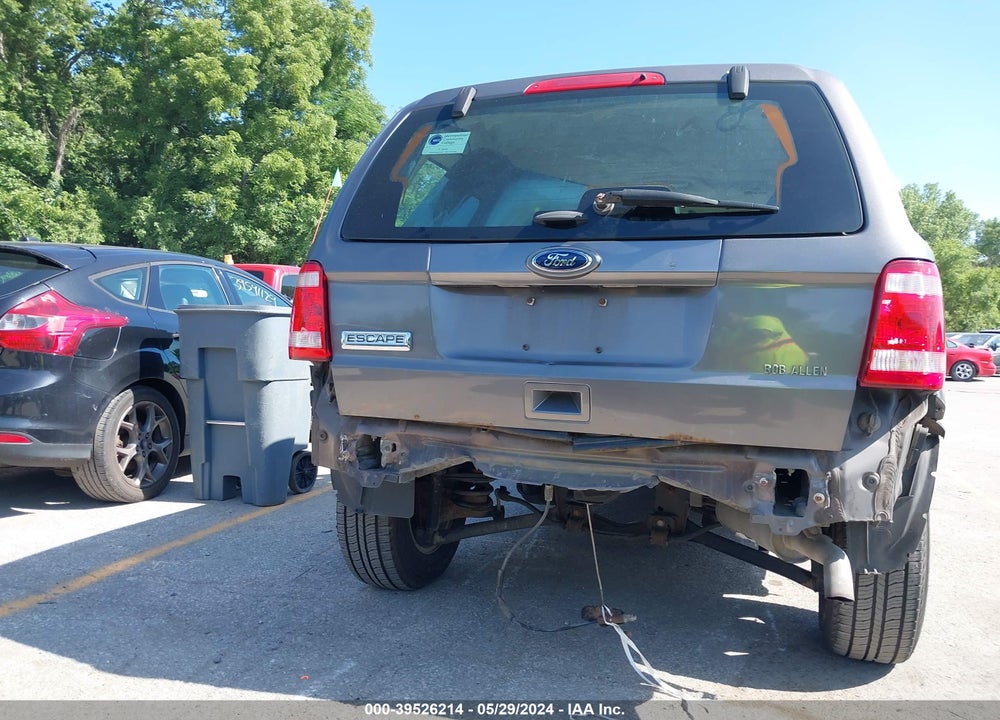 2011 FORD ESCAPE XLS VIN: 1FMCU0C79BKB72508