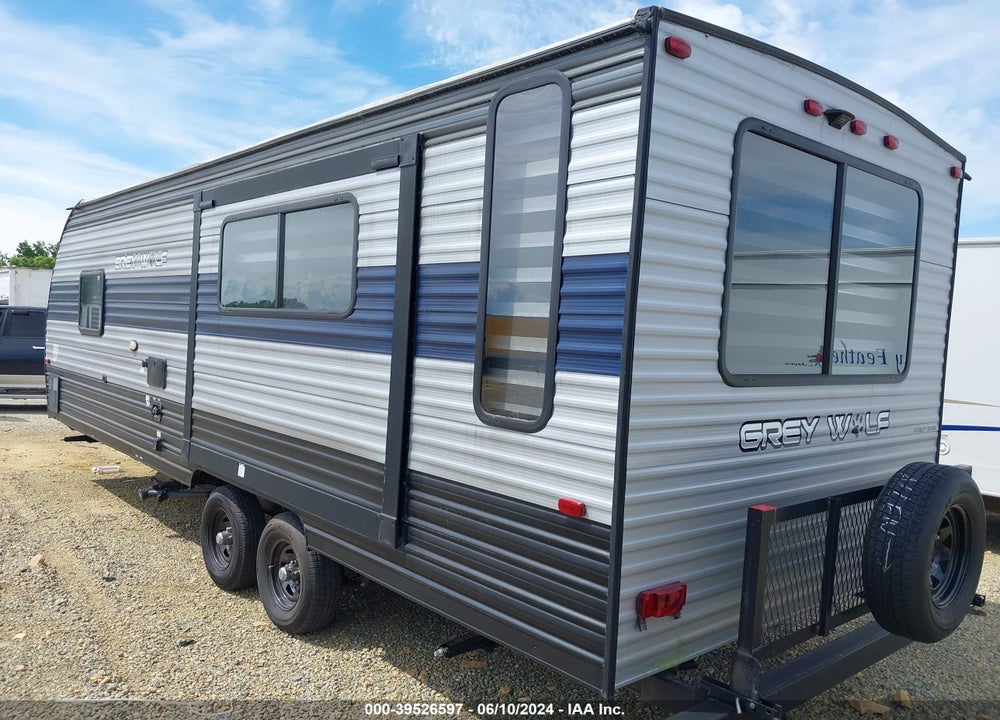 2020 FOREST RIVER GREY CHEROKEE 24FT VIN: 4X4TCKY2XLK065379