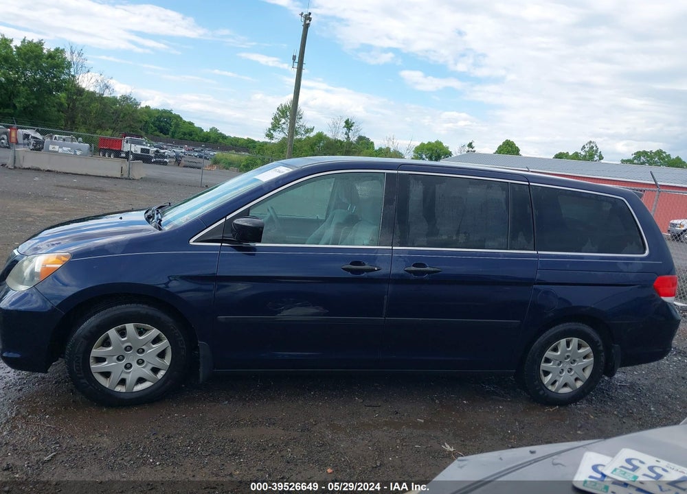 2008 HONDA ODYSSEY LX VIN: 5FNRL38258B085985