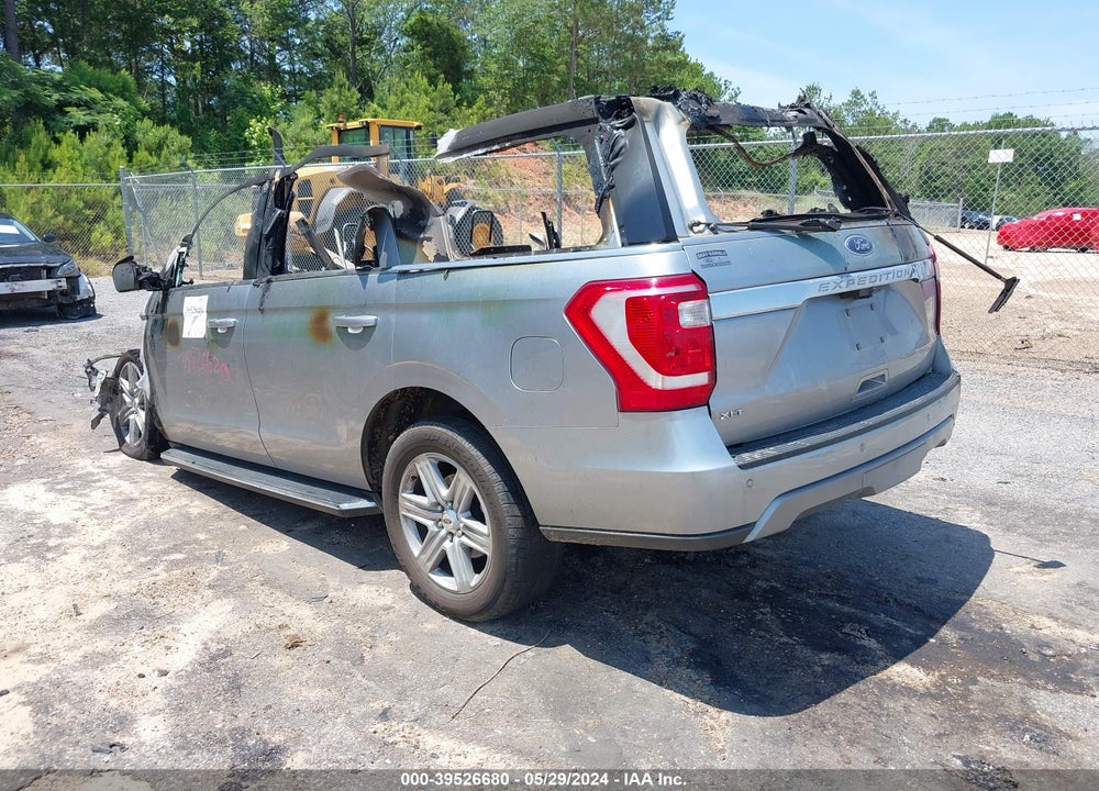 2021 FORD EXPEDITION XLT VIN: 1FMJU1HT9MEA75698