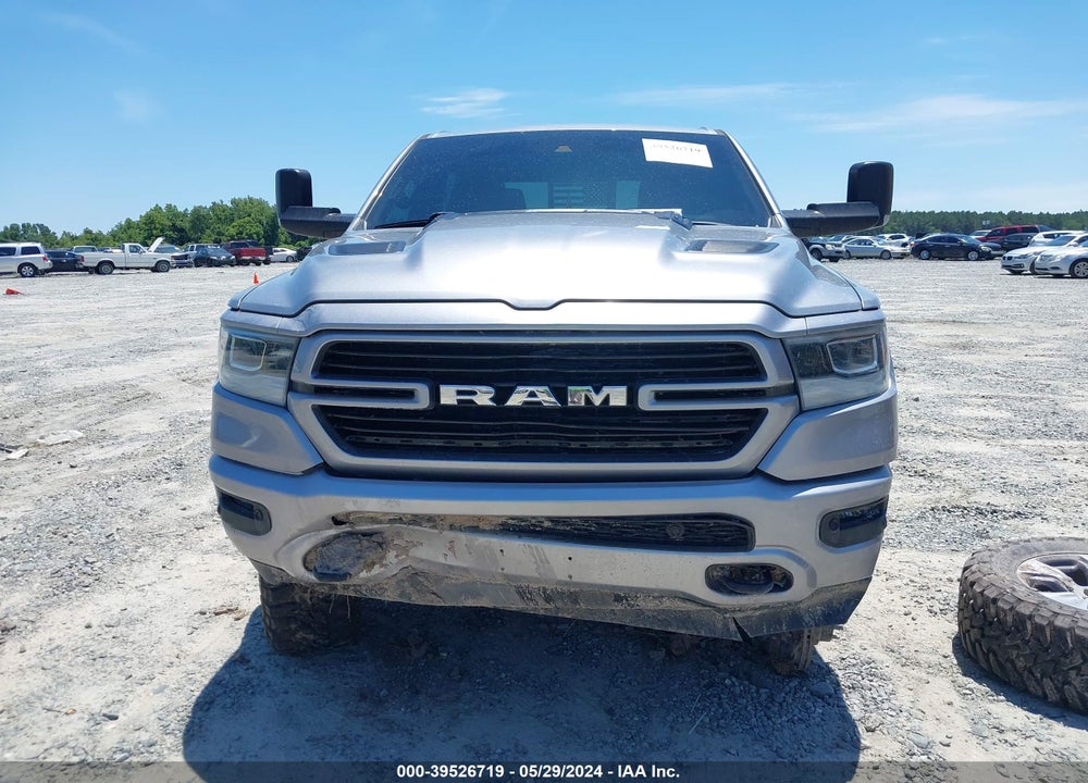 2021 RAM 1500 LAIE  4X4 6'4 BOX VIN: 1C6SRFRT5MN740447