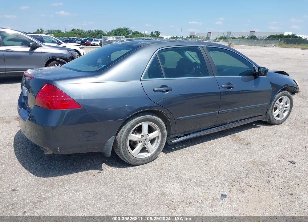 2007 HONDA ACCORD 2.4 EX VIN: JHMCM56757C001008