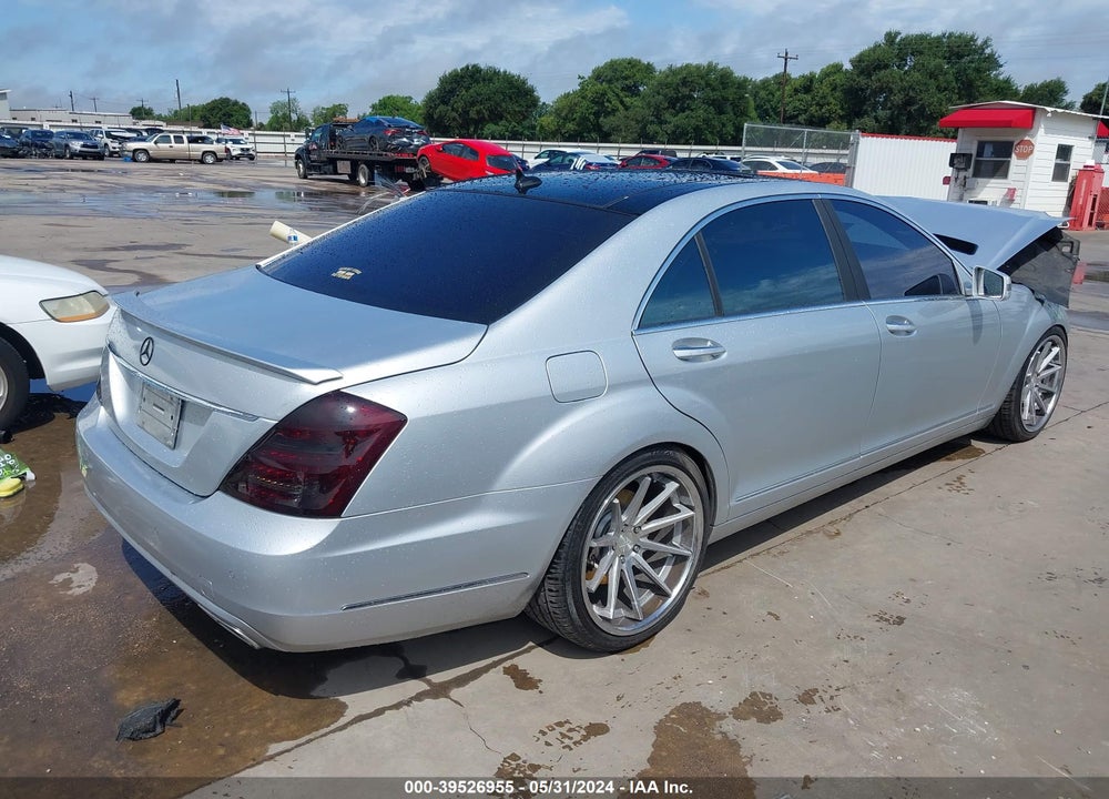 2013 MERCEDES-BENZ S 550 4MATIC VIN: WDDNG9EB0DA501525