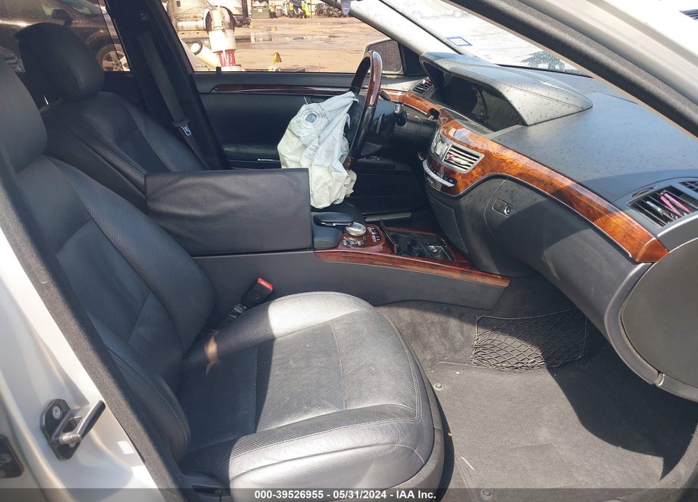 2013 MERCEDES-BENZ S 550 4MATIC VIN: WDDNG9EB0DA501525