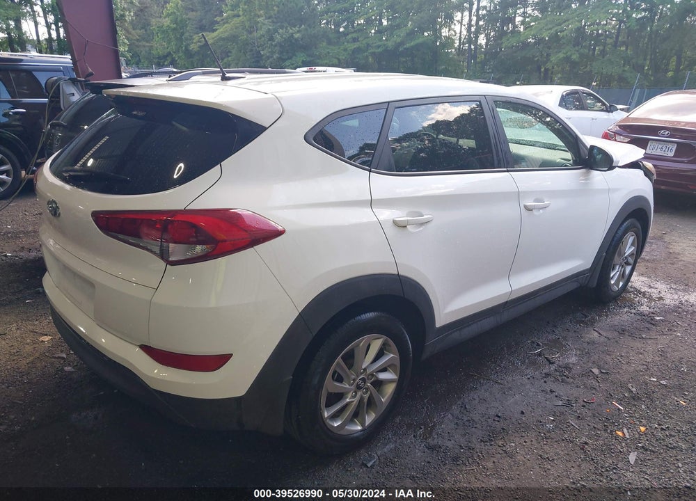 2017 HYUNDAI TUCSON VIN: KM8J23A48HU455891