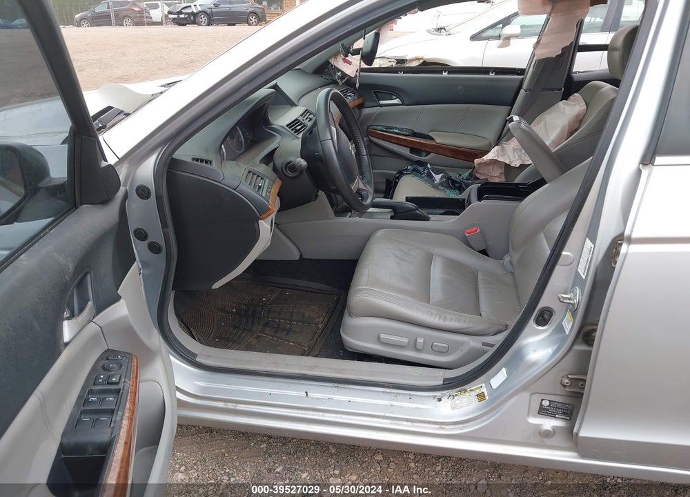 2012 HONDA ACCORD VIN: 1HGCP2F85CA188452