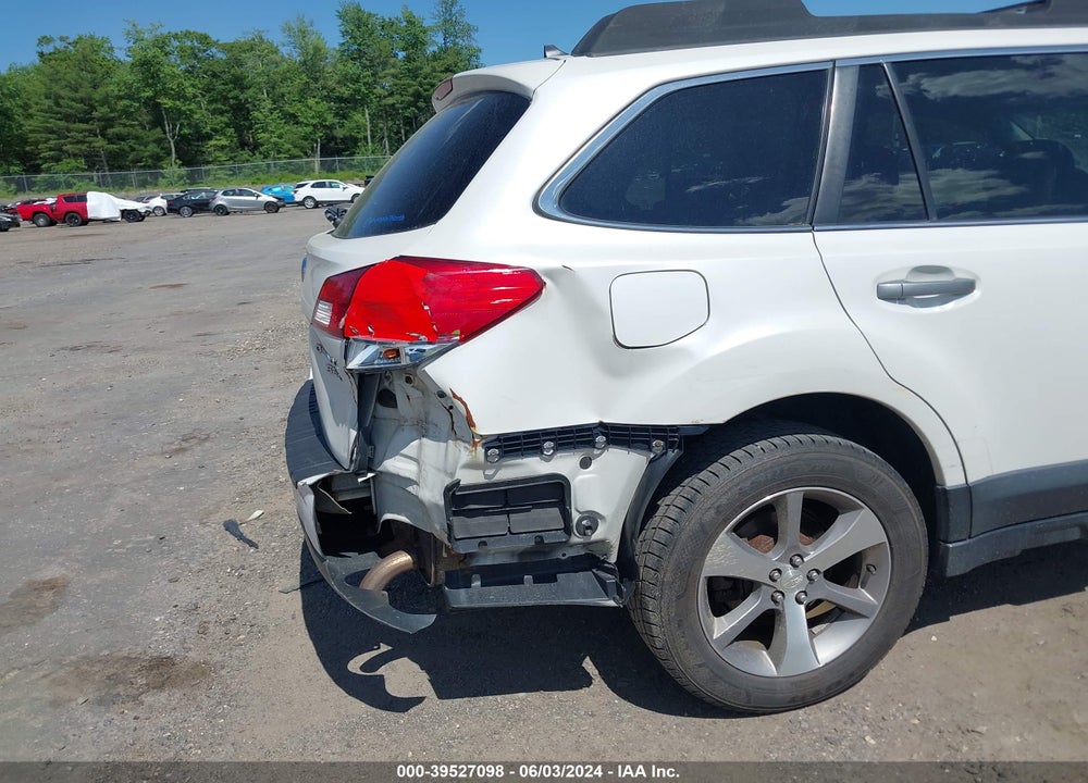 2013 SUBARU OUTBACK 3.6R LIMITED VIN: 4S4BRDSC6D2312441