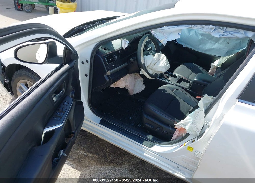 2017 TOYOTA CAMRY SE VIN: 4T1BF1FKXHU810810