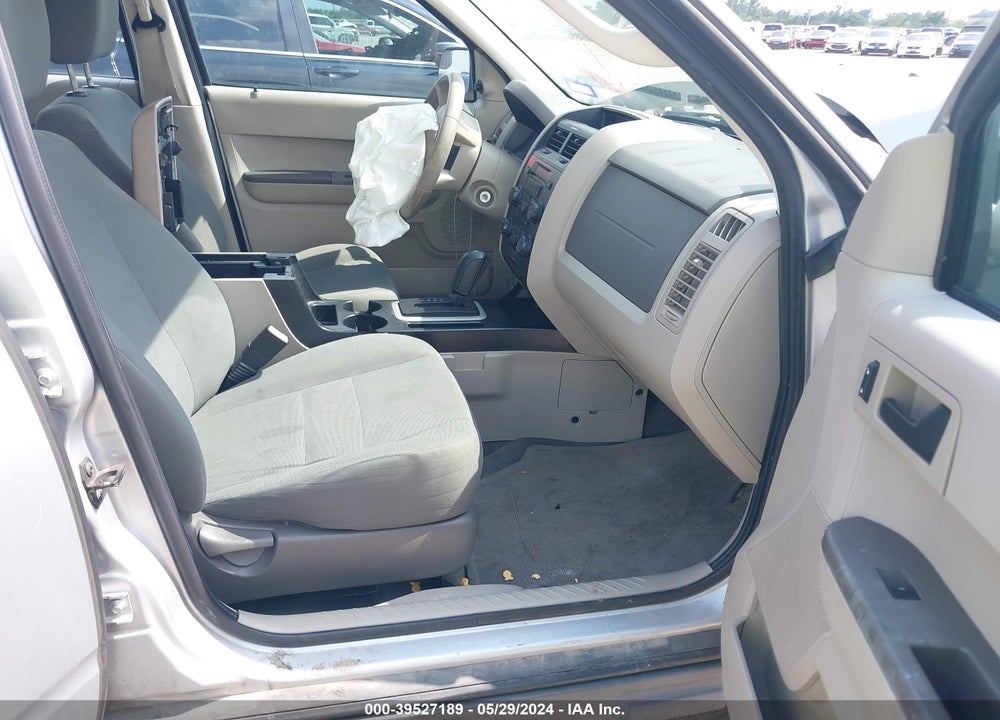 2011 FORD ESCAPE XLS VIN: 1FMCU0C7XBKC62847