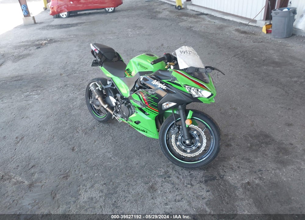 2023 KAWASAKI EX400 VIN: JKAEXKH16PDAN7832