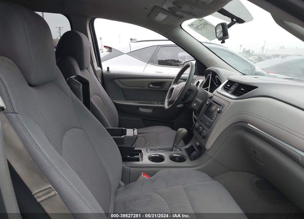 2016 CHEVROLET TRAVERSE LS VIN: 1GNKRFED2GJ153665