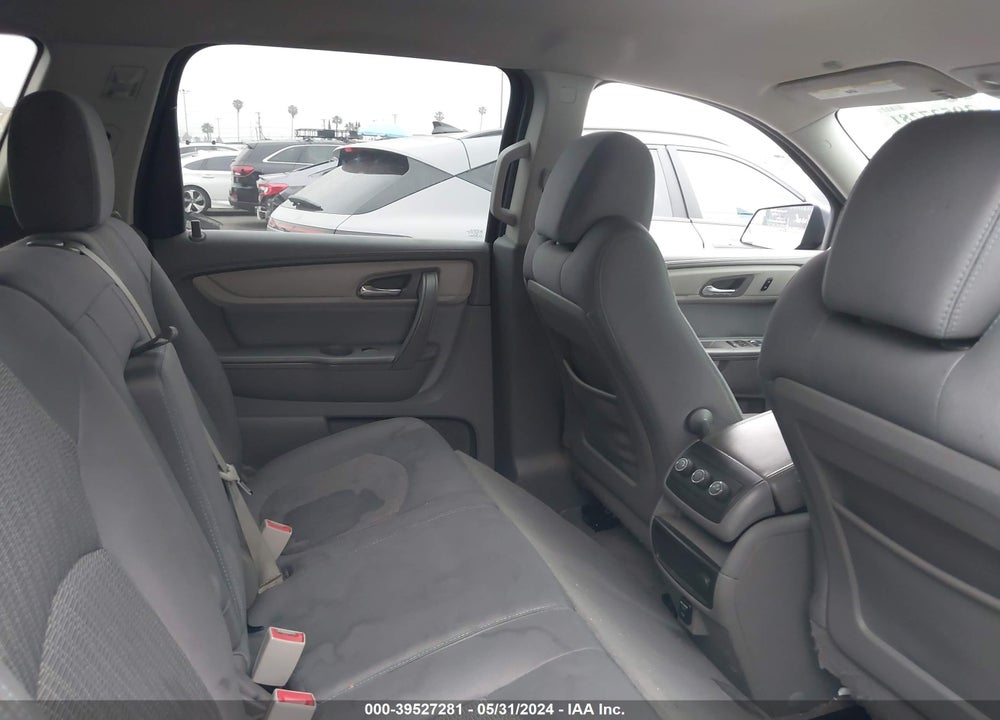 2016 CHEVROLET TRAVERSE LS VIN: 1GNKRFED2GJ153665