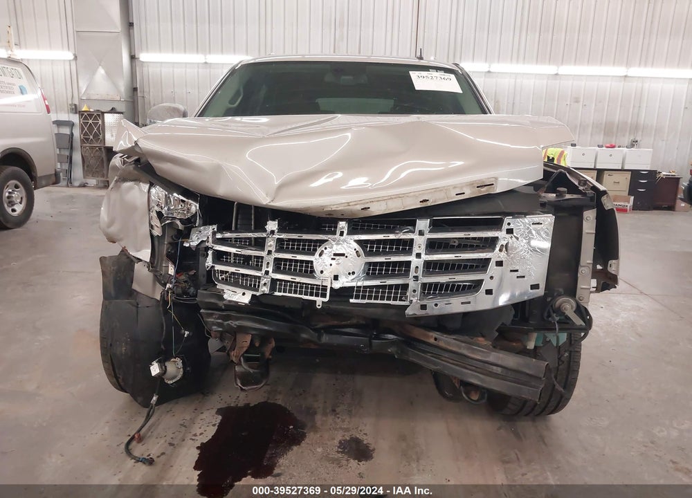 2009 CADILLAC ESCALADE ESV STANDARD VIN: 1GYFK262X9R226591