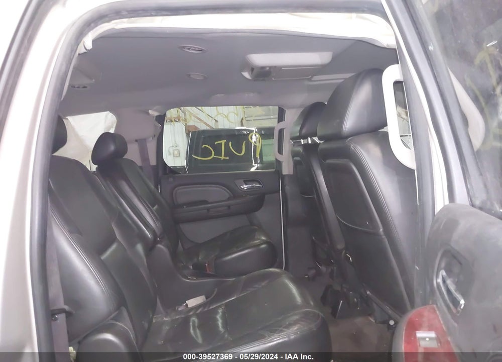 2009 CADILLAC ESCALADE ESV STANDARD VIN: 1GYFK262X9R226591