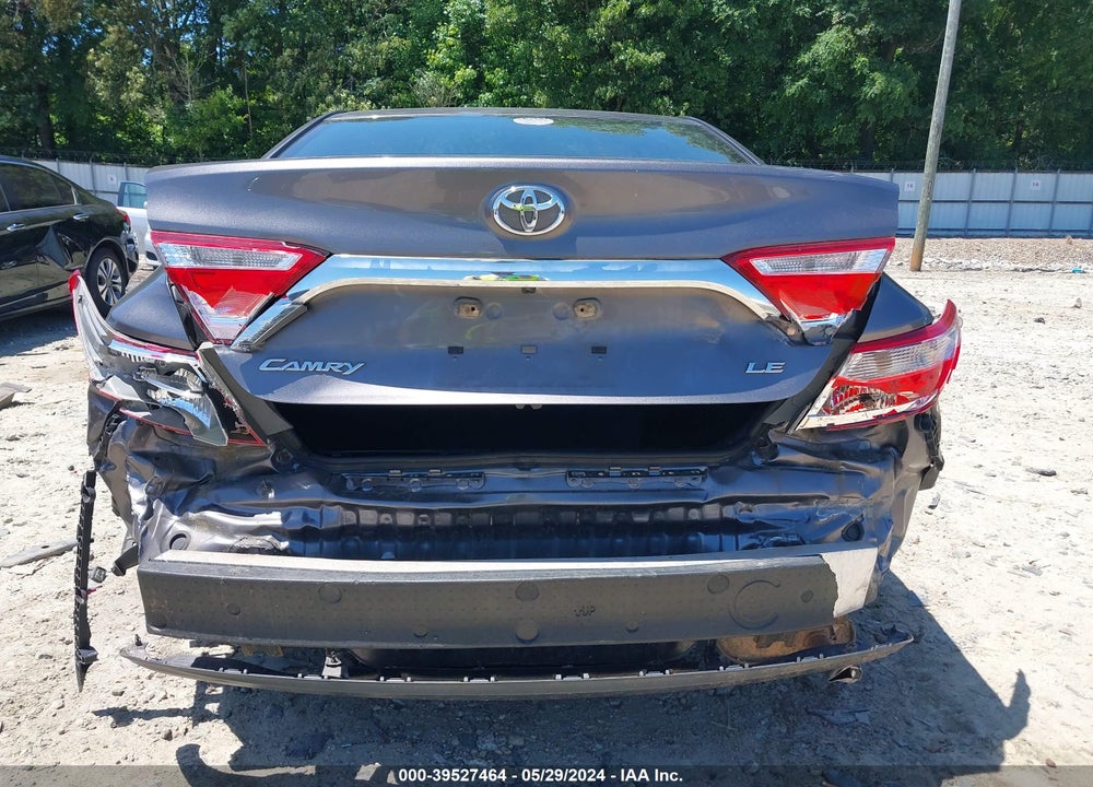 2017 TOYOTA CAMRY LE VIN: 4T1BF1FK5HU288331
