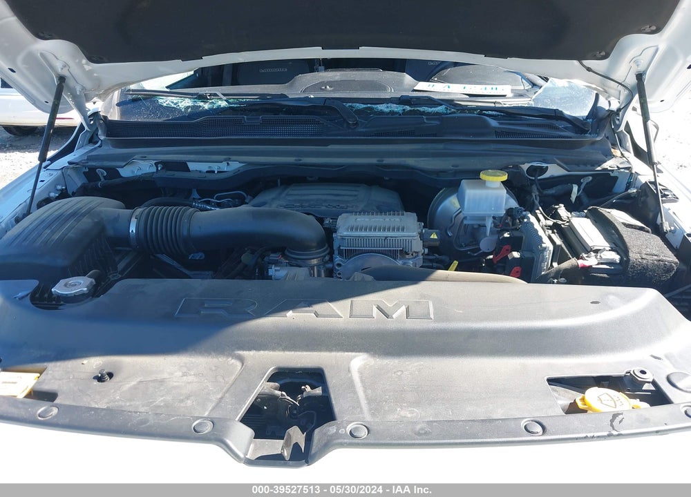 2021 RAM 1500 LAIE  4X4 5'7 BOX VIN: 1C6SRFJT7MN505673