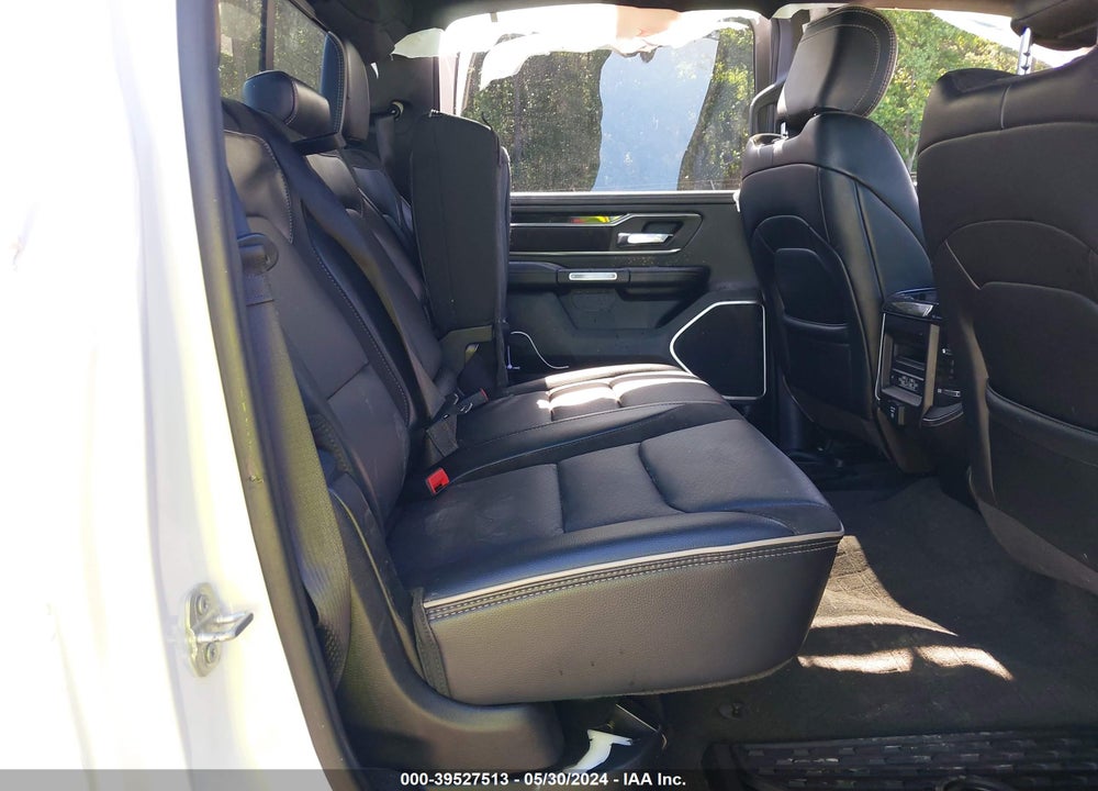 2021 RAM 1500 LAIE  4X4 5'7 BOX VIN: 1C6SRFJT7MN505673