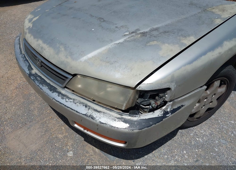 1997 HONDA ACCORD EX V6 VIN: 1HGCE6674VA019563