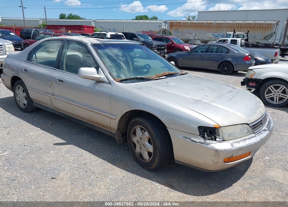 1997 HONDA ACCORD EX V6 VIN: 1HGCE6674VA019563
