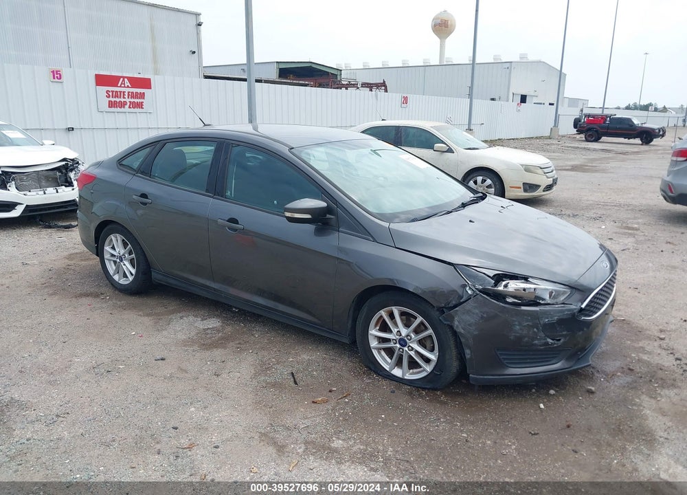 2015 FORD FOCUS SE VIN: 1FADP3F23FL384098