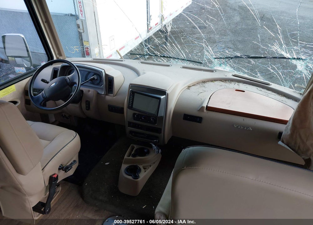 2018 FORD F53 VIN: 1F66F5DY4J0A22335