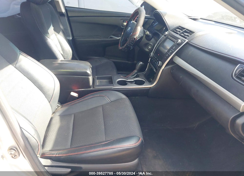 2017 TOYOTA CAMRY SE VIN: 4T1BF1FK0HU648136