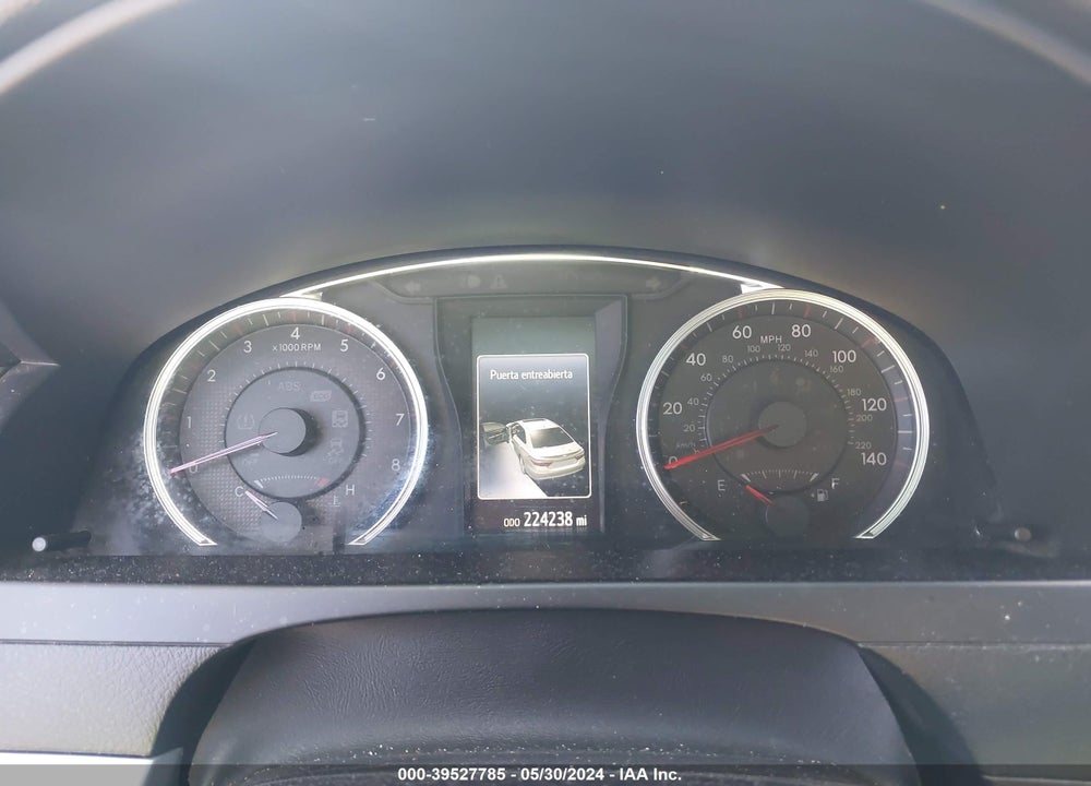 2017 TOYOTA CAMRY SE VIN: 4T1BF1FK0HU648136