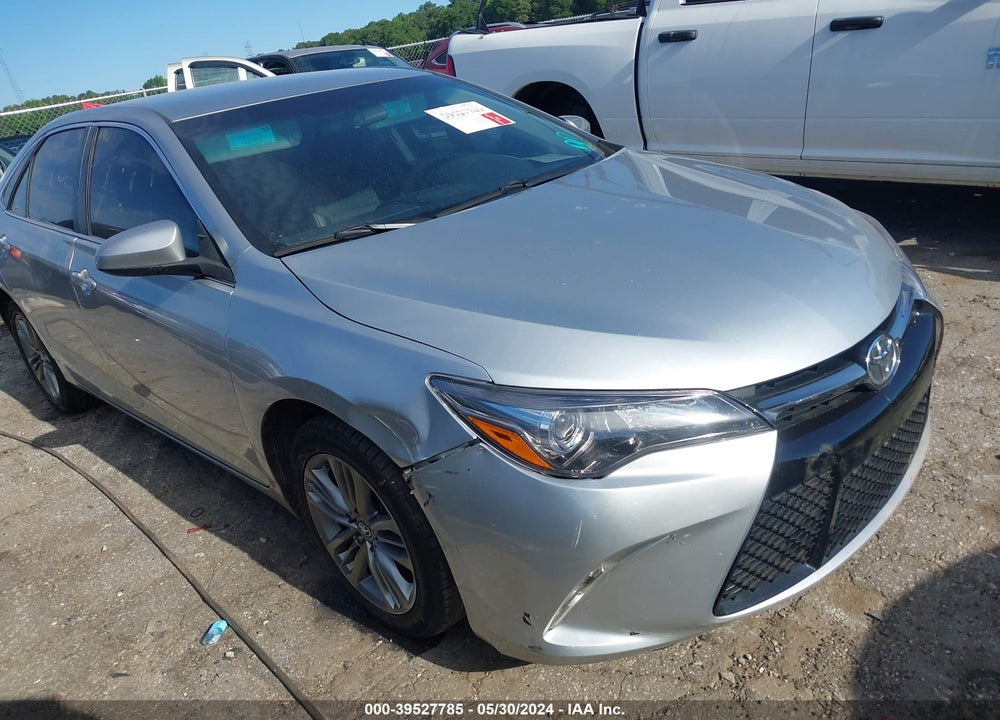 2017 TOYOTA CAMRY SE VIN: 4T1BF1FK0HU648136