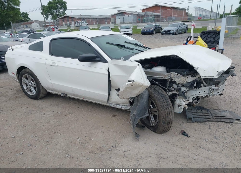 2013 FORD MUSTANG V6 VIN: 1ZVBP8AM4D5205752