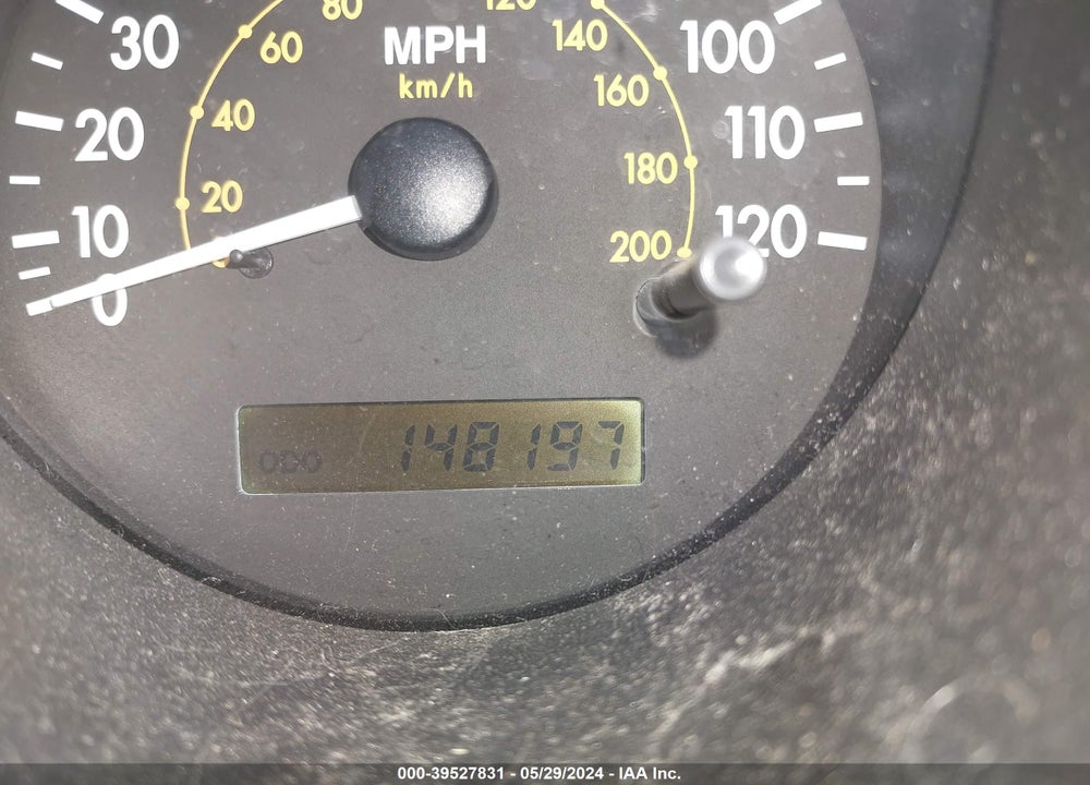 2005 CHEVROLET AVEO LT VIN: KL1TG62685B308307