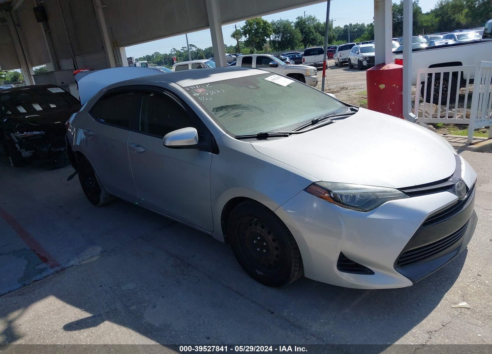 2018 TOYOTA COROLLA LE VIN: 2T1BURHE8JC964399