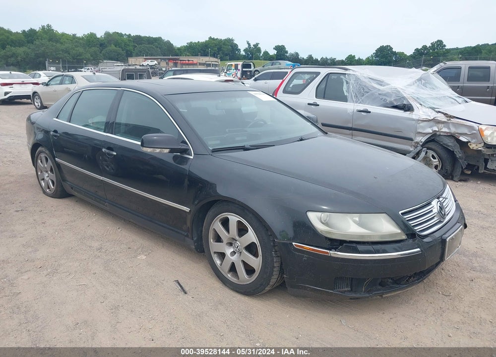 2004 VOLKSWAGEN PHAETON V8 VIN: WVWAF63D948010778