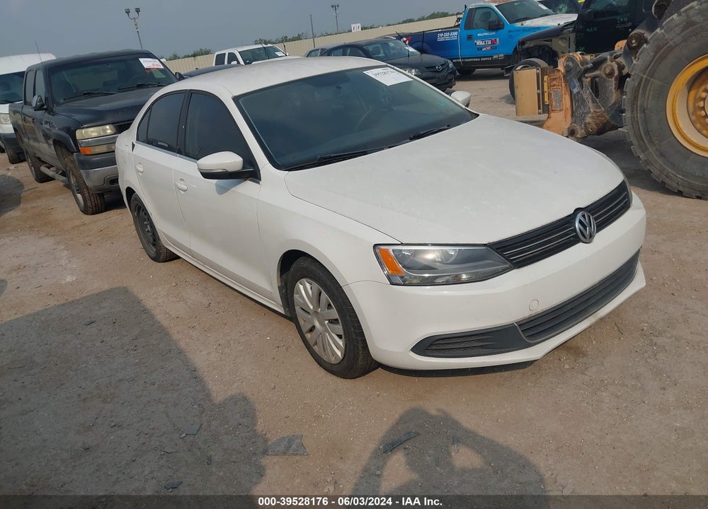 2013 VOLKSWAGEN JETTA 2.5L SE VIN: 3VWDP7AJ9DM267375
