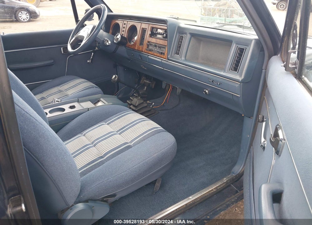 1985 FORD BRONCO II VIN: 1FMCU14SXFUC33920