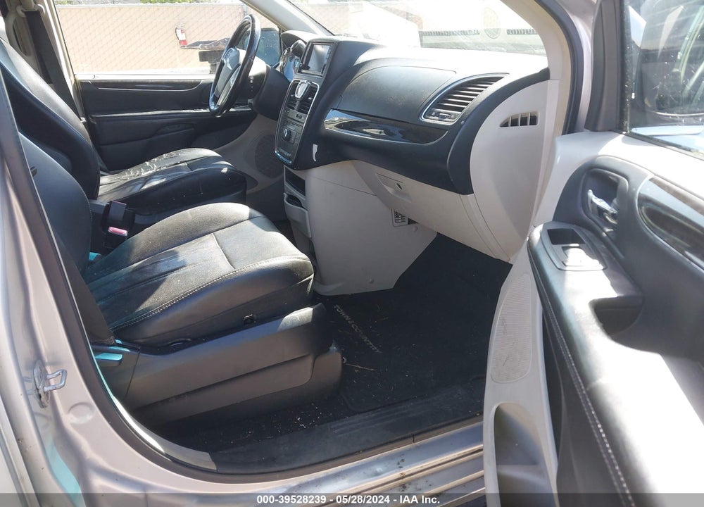 2012 CHRYSLER TOWN & COUNTRY TOURING VIN: 2C4RC1BG5CR282807